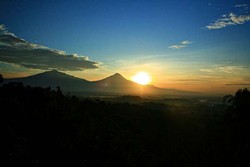 Ini Dia Dua Tempat Asyik Menikmati Sunrise di Magelang