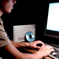 7 Dedengkot Hacker Dunia