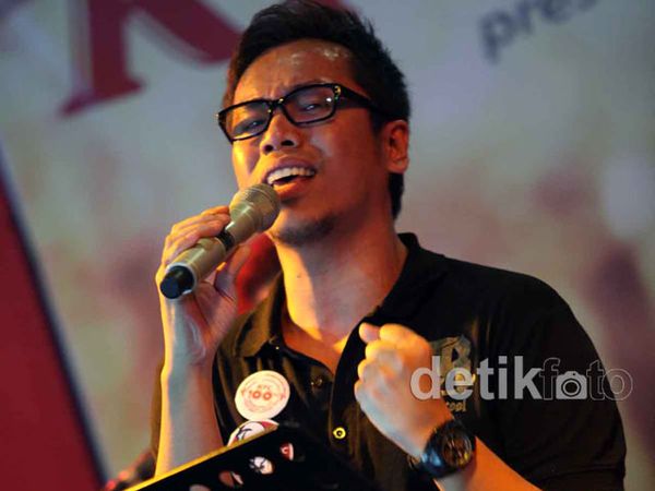 Sammy Simorangkir Sah Jadi Penyanyi Solo