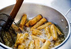 BPOM: Tak Ada Gorengan Mengandung Plastik, Tapi Boraks Tambah Banyak