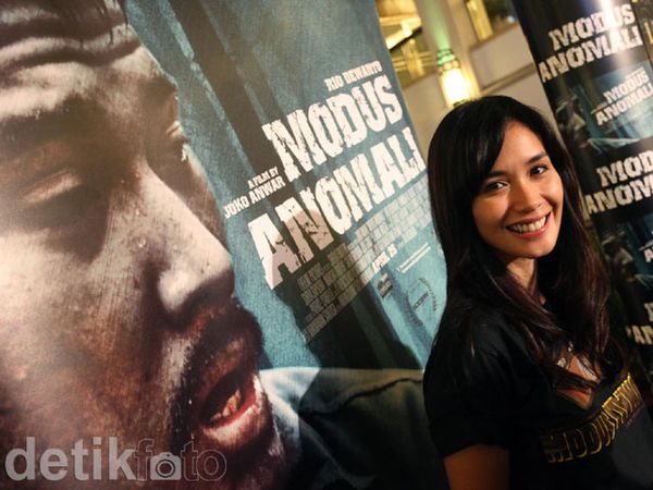 Marsha Timothy Total di Film Modus Anomali