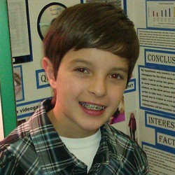 Hebat! Bocah 10 Tahun Bikin Game untuk Nenek yang Tunanetra