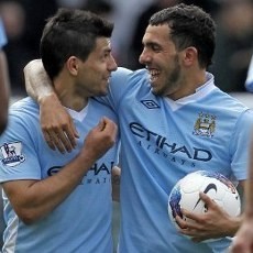Tevez Wujudkan Mimpi Duet dengan Aguero