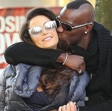 Mario Balotelli-Raffaella Fico Segera Naik Pelaminan