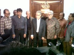 Gubernur dan Wagub Aceh Silaturahim ke Kediaman Ketua MPR