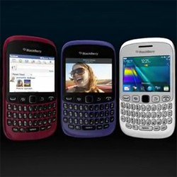 Tampil Warna-warni, BlackBerry Murah Tanpa 3G