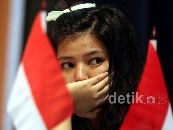 Mimik Serius Pecatur Master Perempuan