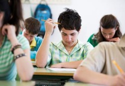 Agar Mudah Konsentrasi, Sediakan Air Minum Saat Ujian