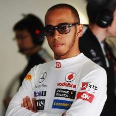 Hamilton Usung Dua Misi di Bahrain 