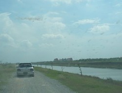 Duh! Motor YD Dirampas Saat Pacaran Gelap-gelapan di BKT 