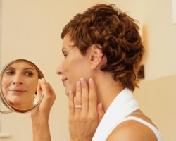 Ingin Operasi Plastik? Perhatikan Dampak Psikologisnya