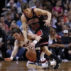 Panas, Heat Atasi Bulls