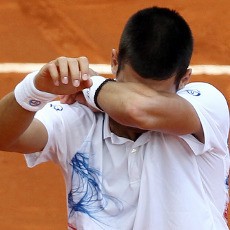 Kemenangan Sarat Emosi untuk Djokovic