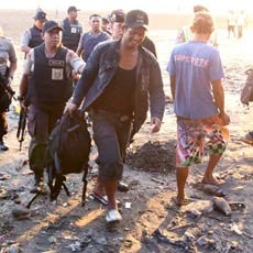 Sempat Dicurigai Bom, Tas Hitam di Pantai Seminyak Berisi Baju