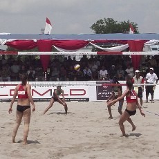 Putu/Dhita dan Ayu/Fitri ke Babak 8 Besar