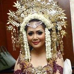 Kristina Sembunyikan Identitas Pacar