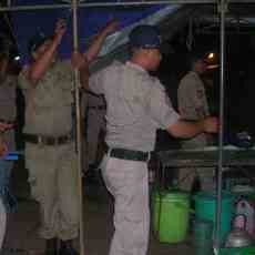 Cafe Remang-remang dan Warung Penjual Miras Dirazia