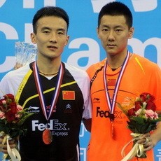 Empat Gelar untuk China