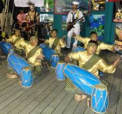 Malam Indonesia di New Orleans, Pengunjung Padati KRI Dewaruci