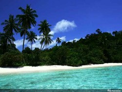 Pulau Gam, Lukisan Tuhan di Raja Ampat