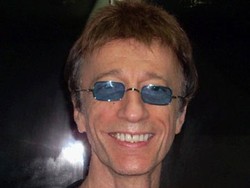 Seminggu Lebih Koma, Robin Gibb Akhirnya Sadar