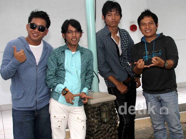 Wali Sukses Gelar Tur di Malaysia