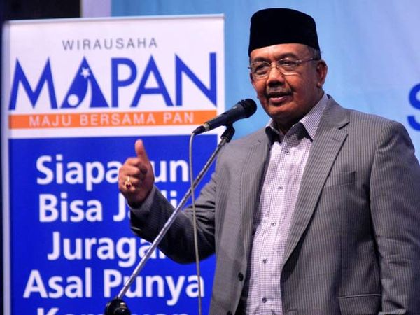Azwar Abubakar Beri Pembekalan Kewirausahaan