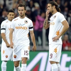 I Lupi Tak Bertaji di Kandang Lawan