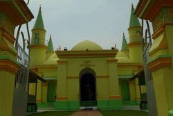 Terkagum-kagum Pesona Melayu di Pulau Penyengat