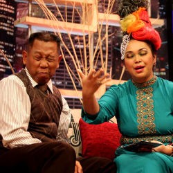 Marcella Lumowa, Dandanan Lebay Membawa Berkah