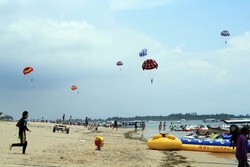 Menguji Nyali di Tanjung Benoa, Bali