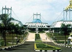 Ada Kereta Api Luar Biasa di Museum Transportasi