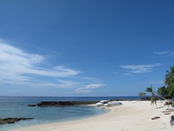 Mari Bersantai di Pantai Santai, Ambon