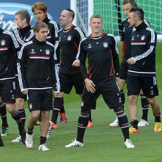 Langka, Tuan Rumah Main di Final Liga Champions