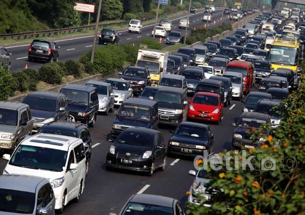 Akhir April, Tarif Jalan Tol Kebon Jeruk Dinaikan