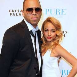 Chris Brown Makin Mesra dengan Karrueche Tran