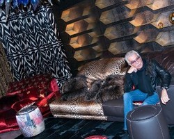 Roberto Cavalli Rancang Perlengkapan Rumah Bermotif Leopard 