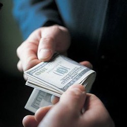 Denny AK Ternyata Todong Indosat Miliaran Rupiah