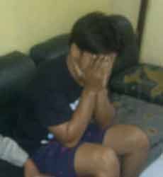 Terbakar Cemburu , Eks Guru Tusuk Pacar Mantan