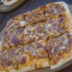 Our Pizza, Pizza-nya Alumni SMPN 1 Bandung