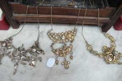 Perjuangan Jakarta Masa Silam Abadi dalam Perhiasan Betawi