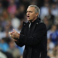 Mourinho Dukung Chelsea Jadi Juara