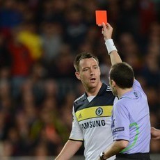 Mikel Salahkan Sanchez Atas Kartu Merah Terry