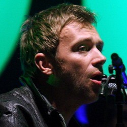 Damon Albarn Pastikan Blur & Gorillaz Jalan Terus