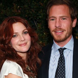 Hamil, Drew Barrymore Nikah Juni