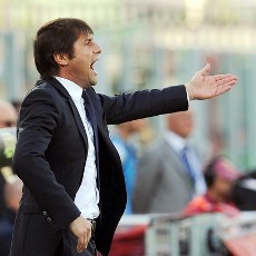 Conte: Ayo Bikin Sejarah, Juve!