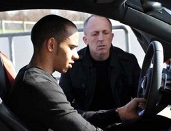 Selera Mobil Lewis Hamilton