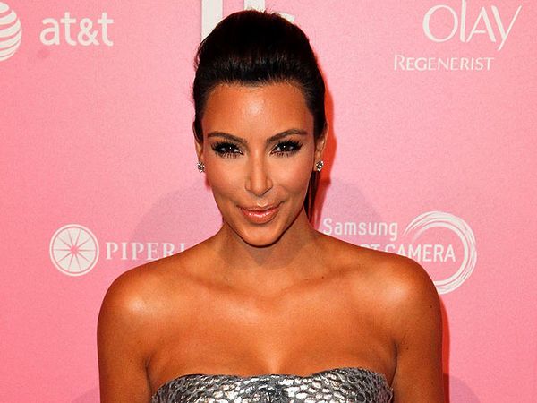 Kim Kardashian Makin Hot!