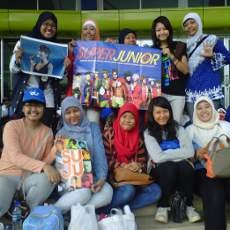 Berangkat ke Jakarta, Penggemar SuJu di Jatim Sewa 2 Bus