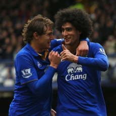 Newcastle Dihantam Wigan, Everton Menang Besar